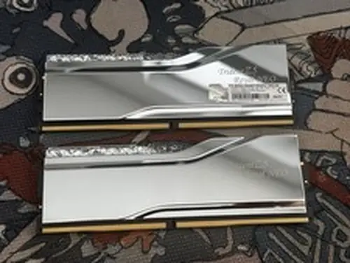 G.SKILL Trident Z5 Royal Neo DDR5 32GB (2x16GB) 8000 MT/s AMD EXPO CL38-48-48