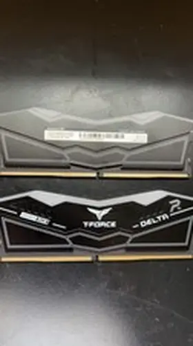 TEAMGROUP T-Force Delta RGB 16GB DDR5-6000 PC5-48000 288-Pin DIMM