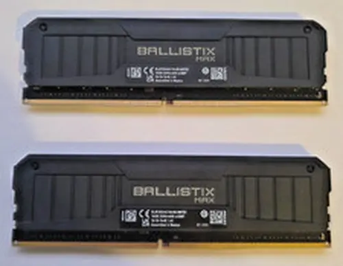 Crucial Ballistix Max 32GB (16GBx2) DDR4-4400 [CL19-19-19-46] RAM kit