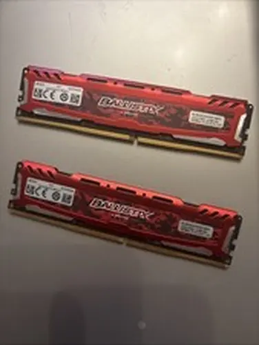Ballistix Sport Red 16GB (2x8GB) BLS8G4D240FSE DDR4-2400