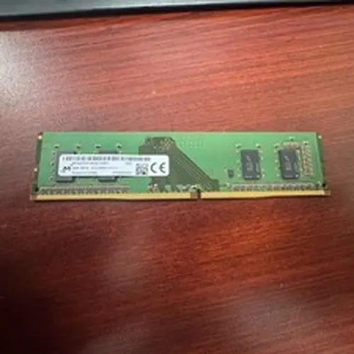 Micron 8GB PC4-21300 (DDR4-2666) Memory (MTA8ATF1G64AZ2G6E1)