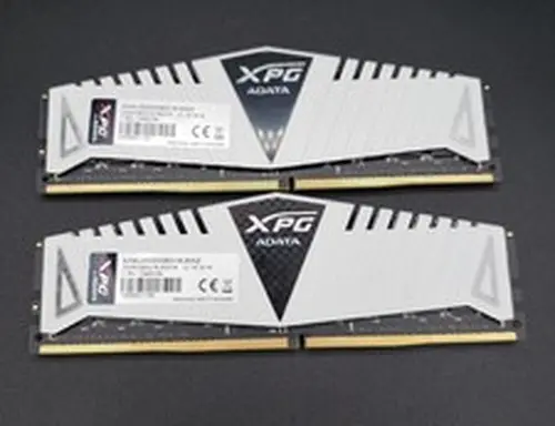 ADATA XPG 16GB (2x8GB) DDR4 GAMING RAM WHITE (AX4U3000W8G16-BWZ)