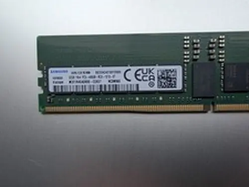 Samsung 32GB DDR5 EC8 REG M321R4GA0BB0-CQK M321R4GA0BB0-CQKDG Server Memory RAM