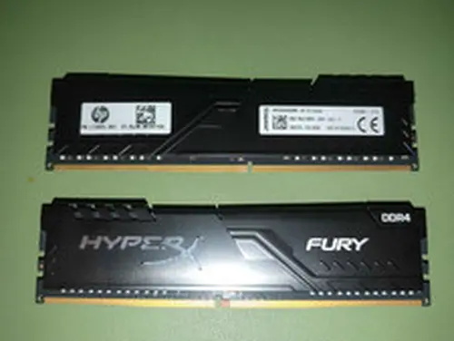 HyperX Fury 16GB Memory (2 x 8GB) (DDR4, 3200 MHz) RAM in Good Condition!