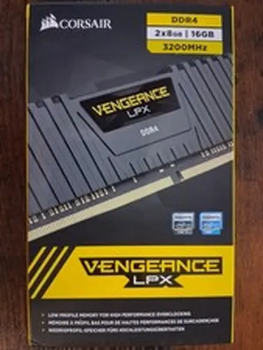 CORSAIR VENGEANCE LPX 16GB (2x8GB) DDR4-3200 Memory Kit Brand New