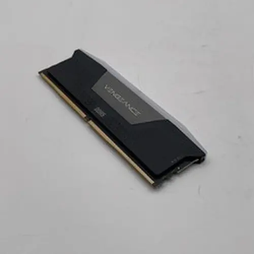 Corsair VENGEANCE RGB DDR5 16GB 6000 Mhz CMH5X16G1B60C40A2 Desktop RAM