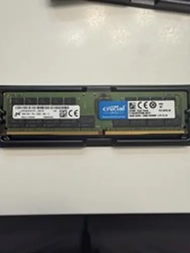 Crucial 16GB 1x16GB DDR4-2666 ECC Registered RDIMM Server RAM CT16G4RFD4266