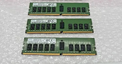 Samsung 34GB KIT 3x8GB DDR4-2133 PC4-2133P UDIMM Desktop RAM M378A1G43EB1-CPB