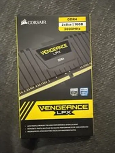 corsair vengeance ddr4