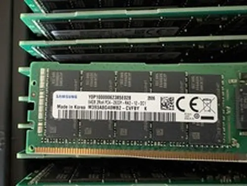 Samsung 64GB DDR4 ECC Registered RDIMM PC4-2933Y 288-Pin M393A8G40MB2-CVFBY