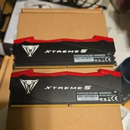 Patriot Viper Xtreme 5 RGB 32GB (2x16GB) DDR5 7600MHz UDIMM PVXR532G76C36K