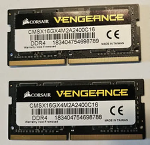 Corsair Vengeance 32GB (2x16GB) DDR4-2400 PC4-19200 260-Pin SO-DIMM RAM
