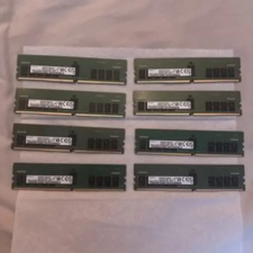 Lot of 8 Samsung 16GB 2Rx8 PC4-3200AA-RE2-12-MH1 M393A2K43DB3-CWEC0 RDIMM RAM