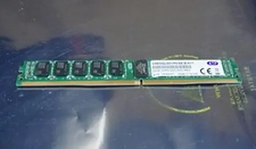ATP 32GB DDR4-2400 PC4-19200 ECC Registered RDIMM Server Memory X4B32QJ4DVRCSE