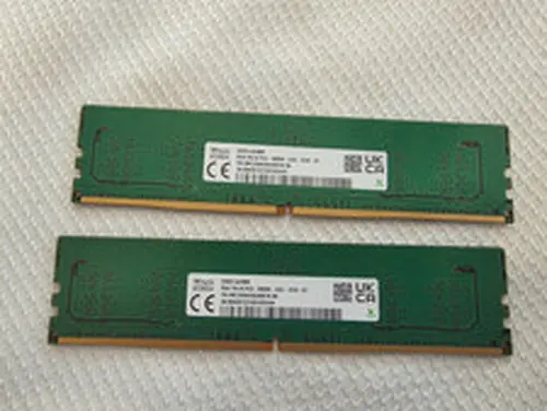SK Hynix 16GB (2x8GB) DDR5 5600 UDIMM Desktop RAM HMCG66AGBUA081N Memory