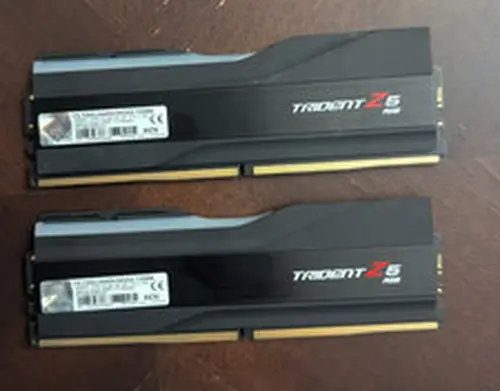 G. SKILL Trident Z5 RGB 32GB PC5-57600 DDR5-7200 Memory