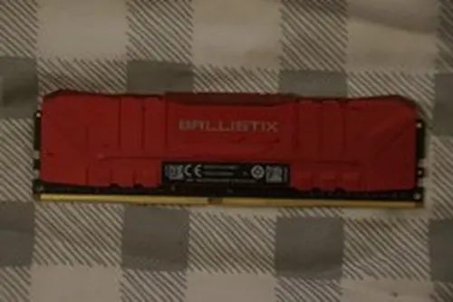 Crucial Ballistix 8GB DDR4-3000
