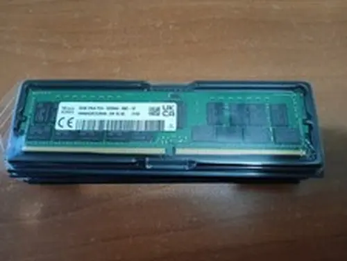 1x32GB SK Hynix DDR4-3200 ECC RDIMM SERVER RAM Memory (HMA84GR7DJR4N)