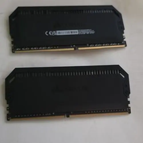 Corsair Dominator Platinum RGB 32GB (2x16GB) DDR4 RAM 3466MHz CMT32GX4M2C3466C16