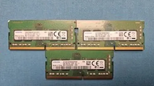SAMSUNG LOT OF 3 DDR4 Sodimm Laptop MEMORY 8GB 1RX8 PC4-2400 * *
