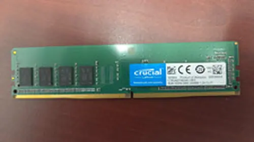 Crucial DDR-4 2400 CL17 Desktop CT8G4DFS824A.C8FE
