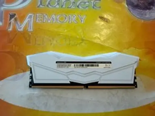 TEAM GROUP RGB DDR5 32GB (1x32GB) 6000MHz PC5-48000 DESKTOP FF4D532G6000HC38ABK