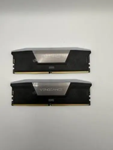 Corsair Vengeance RGB 32GB (2x16) GB DDR5-6000MT/s Memory RAM CMH32GX5M2B6000C40