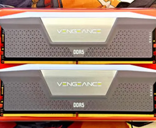 Corsair Vengeance RGB 32GB (2x16GB) DDR5 6000MHz CL36 SDRAM RGB Memory