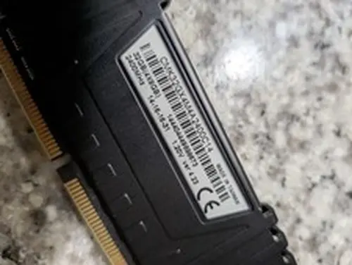 Corsair Vengeance LPX Desktop Memory RAM 32GB (4 x 8GB) DDR4 2400MHz