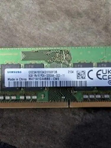 Samsung 8GB DDR4-3200 PC4-3200AA 260-Pin SODIMM Laptop RAM M471A1G44BB0-C