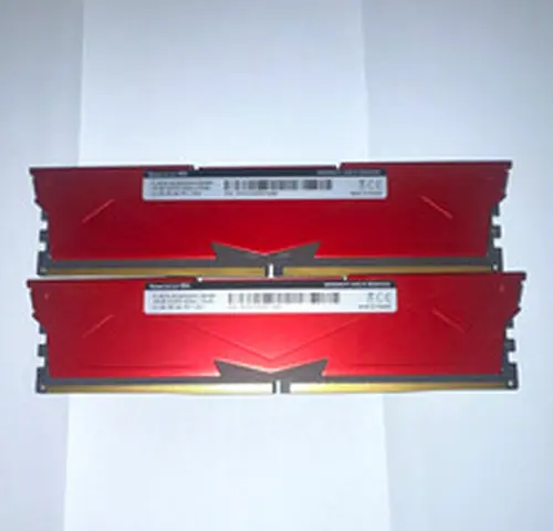TEAMGROUP T-Force Vulcan 32GB (2x16GB) DDR5 6000 DIMM