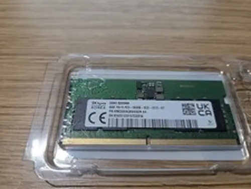 SK hynix 8GB DDR5 5600MHz PC5-5600B Memory Module SODIMM