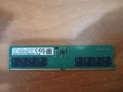 1x16GB SAMSUNG PC5-5600 DDR5 Desktop UDIMM Memory Ram (M323R2GA3PB0)