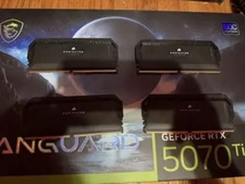 CORSAIR Dominator Platinum DDR5 64GB (4x16GB) 6400MHz CL32 - CMT64GX5M4B6400C32