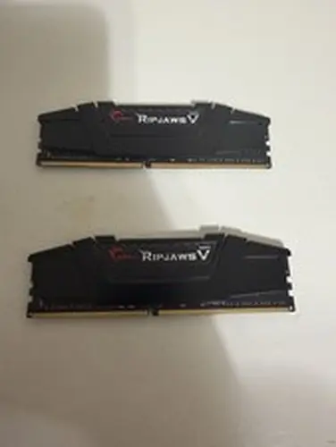 G.Skill Ripjaws V RAM/Memory DDR4-3600 CL18-22-22-42 64GB(32GBx2)