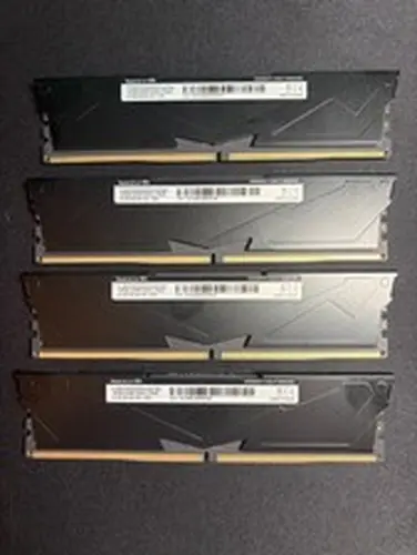 TeamGroup T-Force Vulcan 64GB (4x16GB) RAM DDR5 5200MHz FLBD516G5200HC40CBK