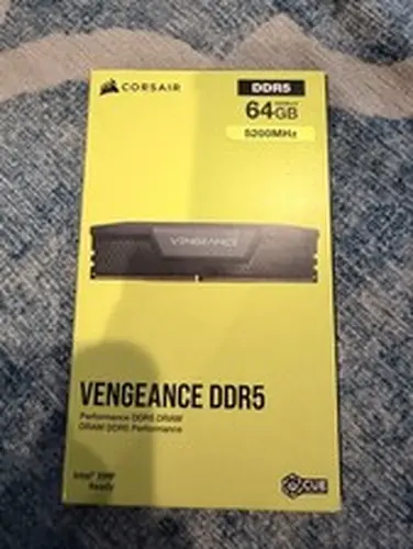 CORSAIR VENGEANCE 64GB (2 x 32GB) PC5-41600 (DDR5-5200) C40 DIMM Memory - Black