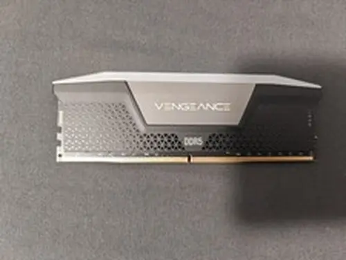 Corsair Vengeance RGB 32GB DDR5 6400MHz UDIMM Desktop Memory CMH64GX5M2B6400C32