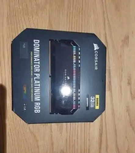 Corsair DOMINATOR PLATINUM 32GB 2x16GB DDR5 RAM 6200MTs CL36 Memory Kit