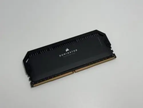 Corsair Dominator Platinum RGB DDR5 1x32GB 6000MT/s CL40 Memory Ram Black