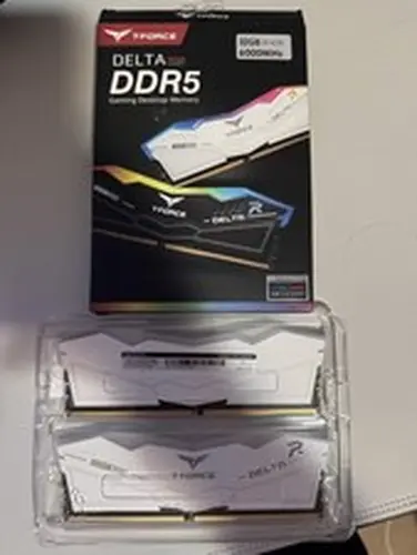 TEAMGROUP T-Force Delta RGB DDR5 Ram 32GB (2x16GB) 6000MHz PC5-48000 CL38
