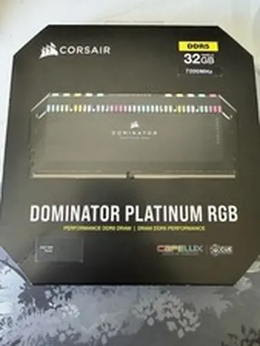 Corsair DOMINATOR PLATINUM RGB 32GB (2x16GB) DDR5 7200MT/s CL34 Memory Kit RAM