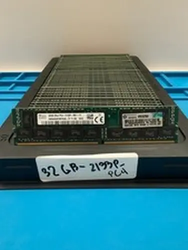 Lot of 8 SK Hynix 32GB DDR4-2133 ECC Registered RDIMM PC4-2133P 256GB Server RAM