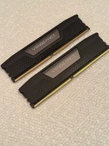 CORSAIR Vengeance DDR5 128GB 2x64GB 6400MHz CL42 CMK128GX5M2B6400C42