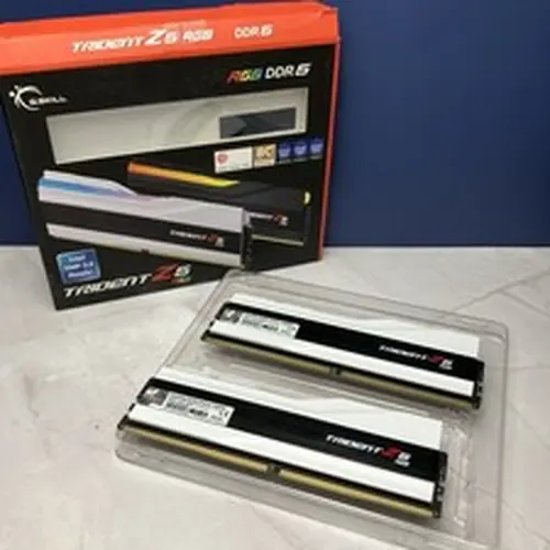 32GB ram G.Skill Trident Z5 RGB Up to DDR5-6400 CL32 2X16GB memory kit