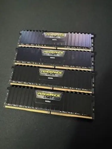 128gb DDR4 3200 CL16 RAM Corsair Vengeance LPX cmk128gx4m4e3200c16 (4 x 32gb)
