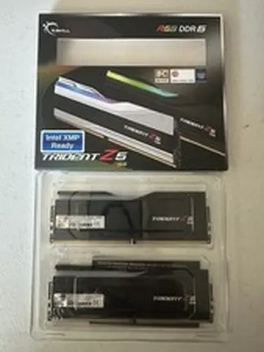 G. Skill Trident Z5 32GB DDR5-6400 Memory Module F5-6400J3239G16GA2-TZ5RK