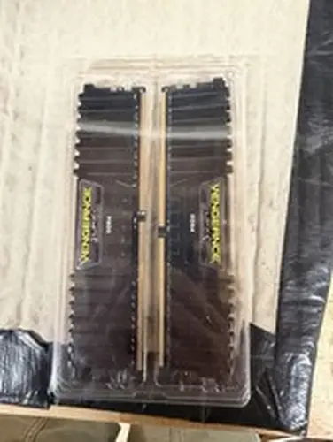 Corsair Vengeance LPX DDR4 8GB Excellent Condition Memory/RAM