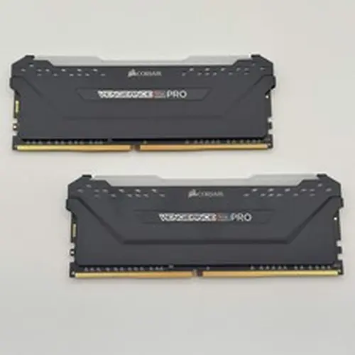 CORSAIR Vengeance RGB Pro DDR4 32GB 16GBx2