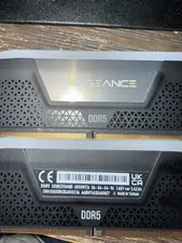 Corsair VENGEANCE 32GB (2x16GB) PC5-44800 (DDR5-5600) CL36 DIMM Memory -...